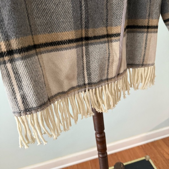 NWOT For Cynthia Plaid Fringe Jacket Coat L 3/4 Sleeve Buckle Snap Button Sz L - Picture 6 of 11